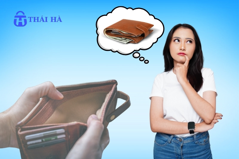 Tặng ví có nên bỏ tiền vào hay không?