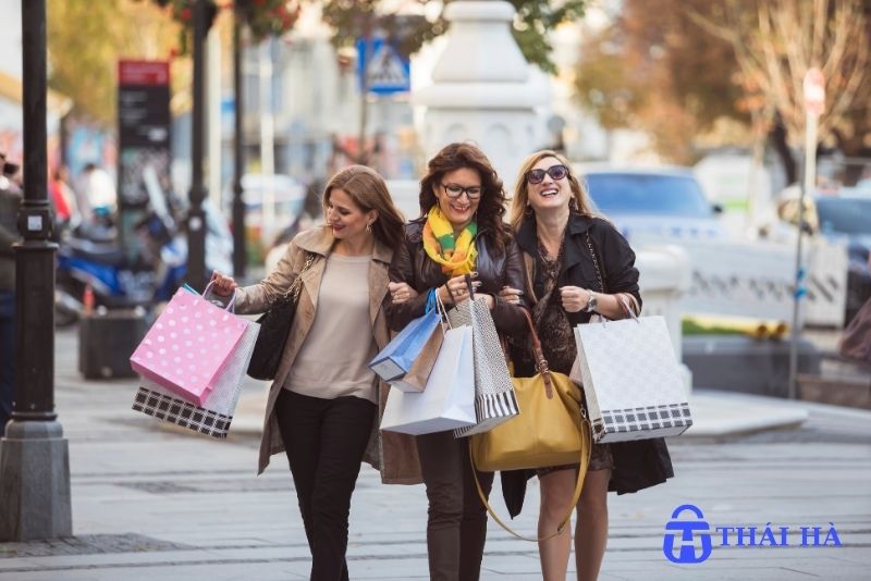 Ưu điểm và chọn lựa tiêu dùng về hàng xách tay